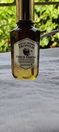 Skinfood Royal Honey Propolis Enrich Essence 50ml | Korean Moisturizer ...